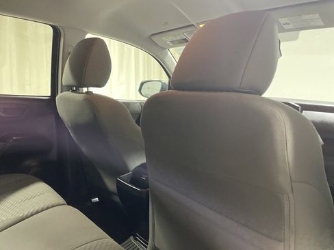 Used 2020 Toyota Tacoma SR image 11