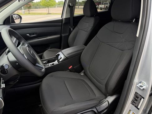 Used 2026 Hyundai Tucson SE FWD image 24
