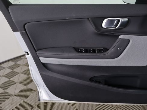 Used 2023 Polestar Polestar 2 AWD/4WD image 21