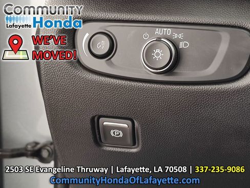 Used 2025 Chevrolet Blazer LT AWD/4WD image 23