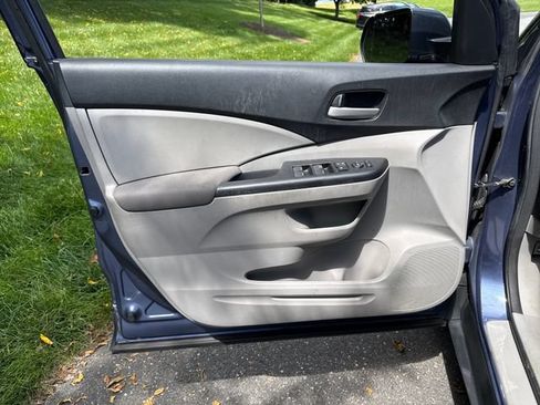 Used 2014 Honda CR-V LX image 22