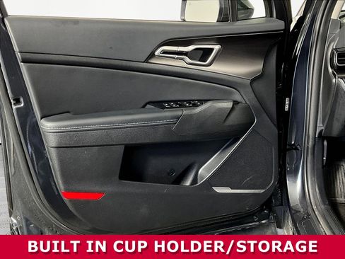 Used 2025 Kia Sportage EX FWD image 20