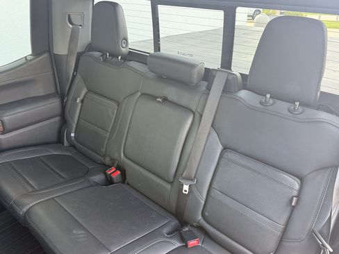 Used 2020 GMC Sierra 1500 Denali w/ Technology Package AWD/4WD image 16