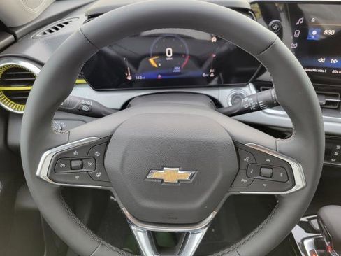 New 2026 Chevrolet Trax LT w/ Driver Confidence Package image 10