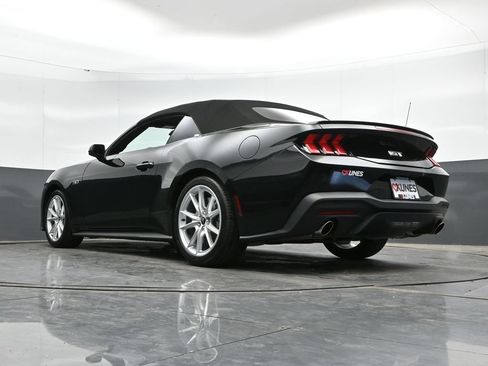 Used 2025 Ford Mustang GT Premium RWD image 47