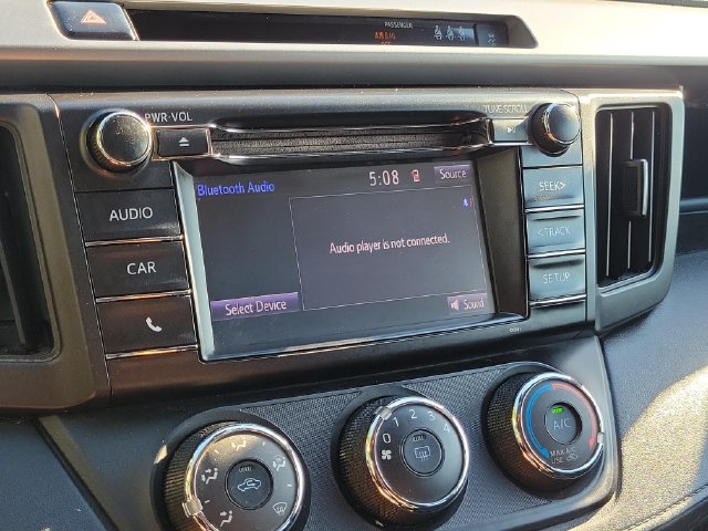 Used 2017 Toyota RAV4 LE w/ All Weather Liner Package FWD image 29