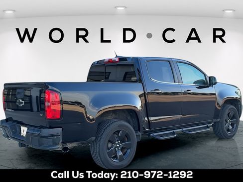 Used 2017 Chevrolet Colorado LT w/ Midnight Edition RWD image 7