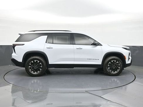 New 2026 Chevrolet Traverse Z71 w/ Driver Confidence Package AWD/4WD image 16