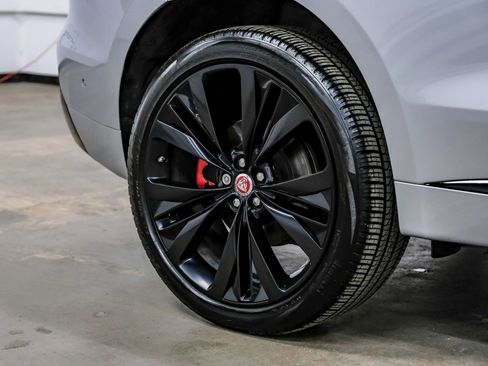 Used 2019 Jaguar F-PACE S image 58