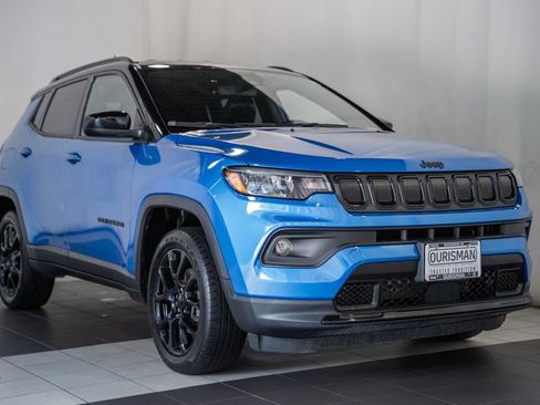 Certified 2022 Jeep Compass Latitude AWD/4WD image 1
