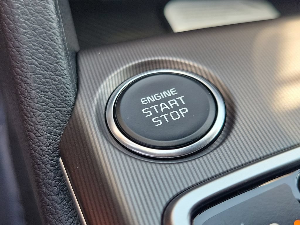 New 2026 Kia Sportage SX FWD image 19