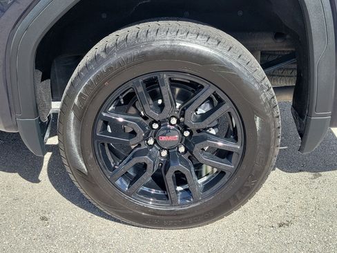 Used 2023 GMC Sierra 1500 Elevation image 26