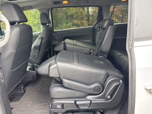 Certified 2024 Honda Odyssey EX-L image 12