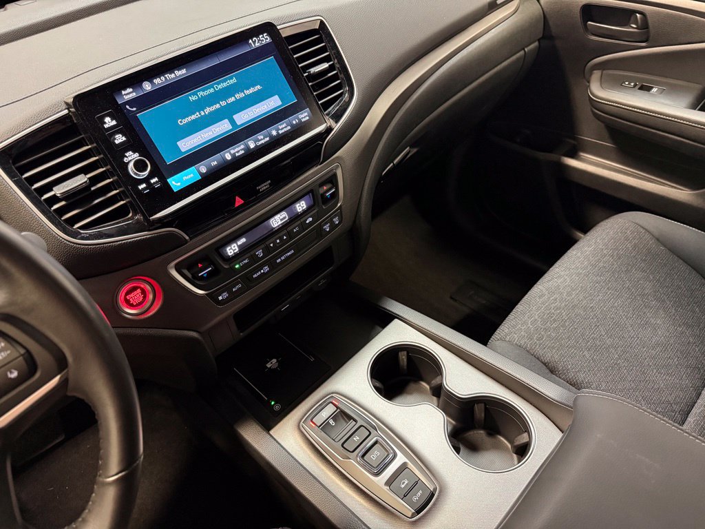 Used 2025 Honda Ridgeline Sport image 10