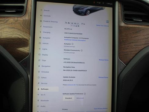 Used 2018 Tesla Model S 100D image 18