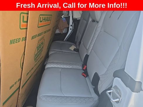Used 2022 Jeep Wrangler Unlimited Sahara AWD/4WD image 19