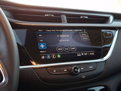 Used 2023 Buick Encore GX Preferred w/ Cold Weather Comfort Package image 17