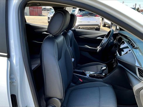 Used 2021 Buick Encore GX Select image 7