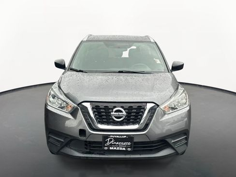 Used 2018 Nissan Kicks S FWD image 8