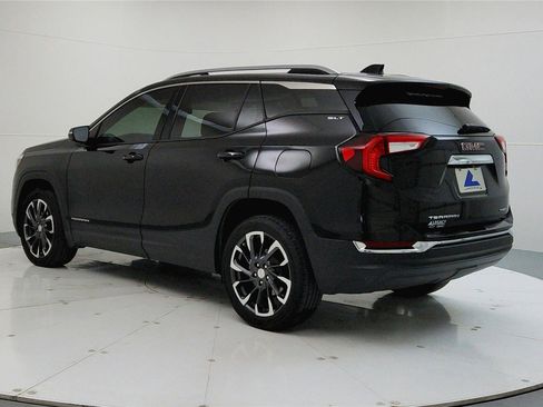 Used 2022 GMC Terrain SLT image 5