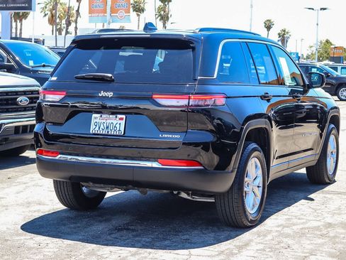 Used 2025 Jeep Grand Cherokee Laredo X RWD image 6