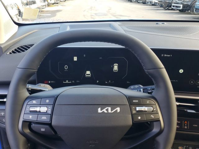 New 2026 Kia Sportage SX FWD image 13