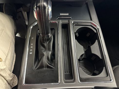 Used 2018 Ford F150 XLT w/ Equipment Group 302A Luxury image 43