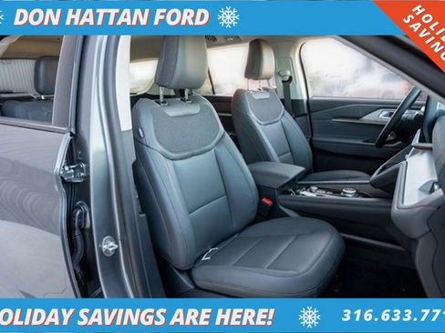 New 2026 Ford Explorer Active w/ Active Comfort Package image 28