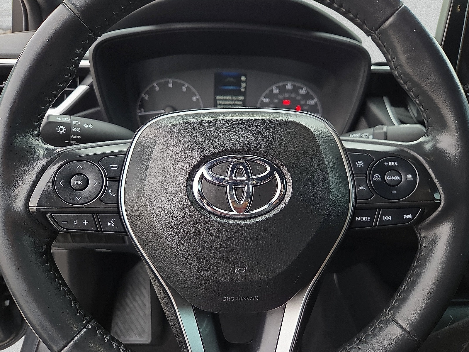 Used 2024 Toyota Corolla SE FWD image 24