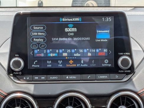 Used 2025 Nissan Sentra SR w/ SR Premium Package FWD image 19