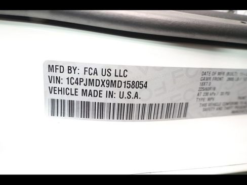 Used 2021 Jeep Cherokee Limited w/ Elite Package AWD/4WD image 22