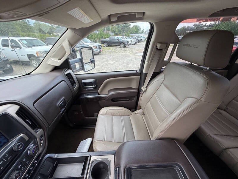 Used 2015 GMC Sierra 2500 Denali w/ Duramax Plus Package AWD/4WD image 15