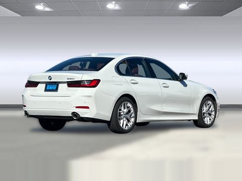 Used 2025 BMW 330i Sedan RWD image 8