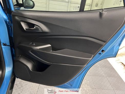 Used 2025 Chevrolet Trax RS w/ Driver Confidence Package image 36