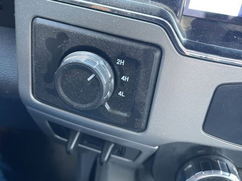 Used 2022 Ford F350 Lariat w/ Lariat Value Package image 12