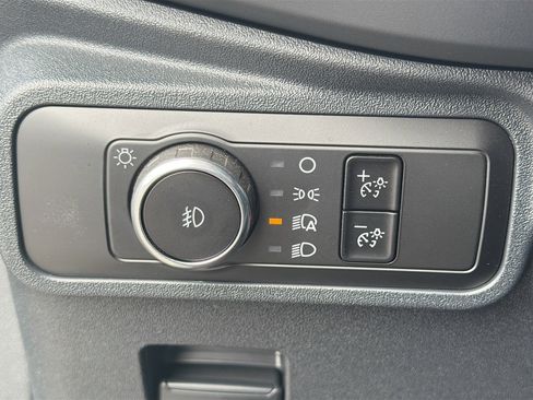 Used 2025 Ford Bronco Outer Banks AWD/4WD image 35