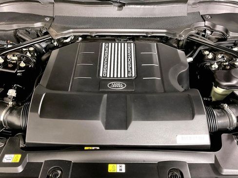 Used 2019 Land Rover Range Rover Long Wheelbase Supercharged image 9