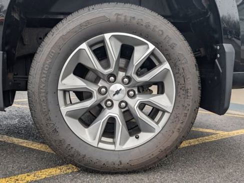 Used 2019 Chevrolet Silverado 1500 RST w/ All-Star Edition AWD/4WD image 9