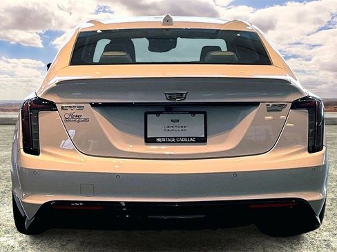 Used 2025 Cadillac CT5 V Blackwing w/ Precision Package image 6