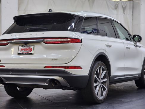 Used 2020 Lincoln Corsair Reserve w/ Equipment Group 202A image 5