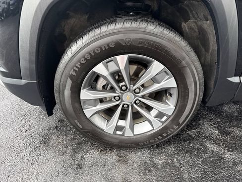 Used 2026 Chevrolet Equinox LT FWD image 37