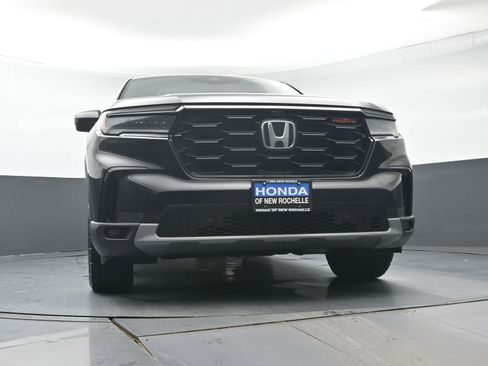 Certified 2023 Honda Pilot TrailSport image 35