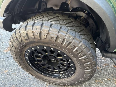 Used 2023 Ford Bronco Badlands image 18