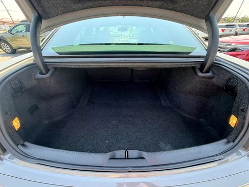Used 2019 Chrysler 300 S AWD/4WD image 25