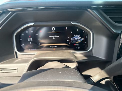 New 2026 GMC Sierra 2500 AT4 w/ AT4 Preferred Package AWD/4WD image 16
