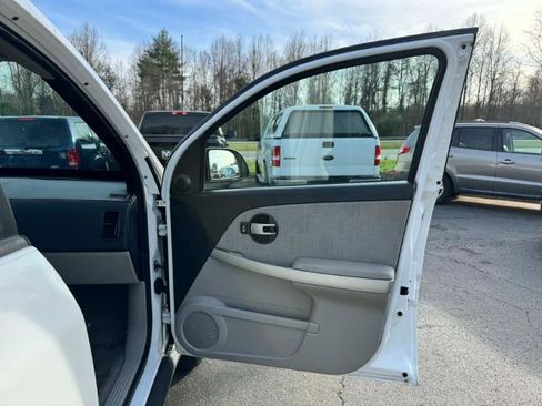 Used 2006 Chevrolet Equinox LS image 13