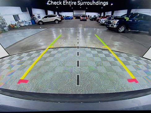 Used 2023 Jeep Wagoneer 4WD w/ HD Trailer Tow Package image 18