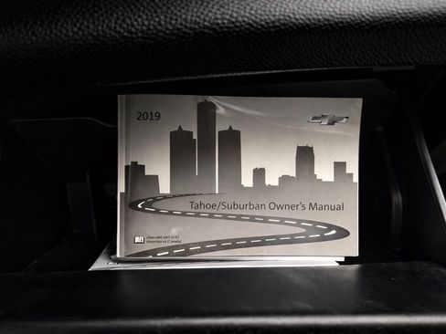 Used 2019 Chevrolet Tahoe LT w/ Luxury Package image 35