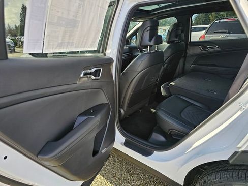 New 2026 Kia Sportage X-Line w/ X-Line Premium Package AWD/4WD image 13