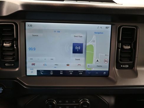 Used 2023 Ford Bronco Outer Banks image 17